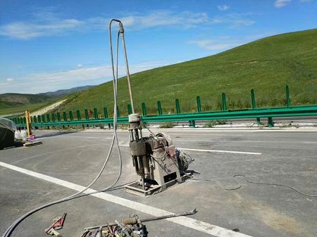 银海公路地基基础注浆加固